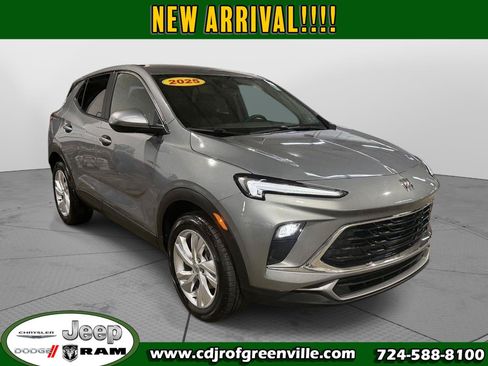 Used 2025 Buick Encore GX Preferred w/ Comfort Package AWD/4WD image 1