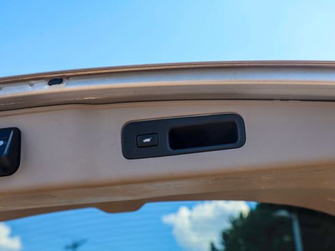 Used 2015 Honda Odyssey Touring image 10