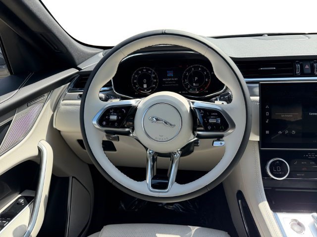 New 2026 Jaguar F-PACE R-Dynamic S AWD/4WD image 13