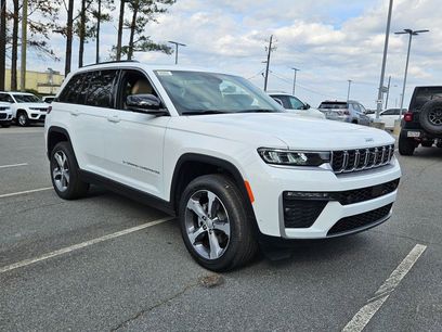New 2026 Jeep Grand Cherokee Limited w/ Luxury Tech Group II