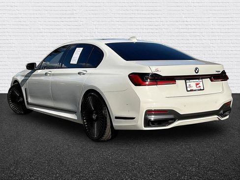 Used 2020 BMW 750i xDrive w/ Executive Package AWD/4WD image 4