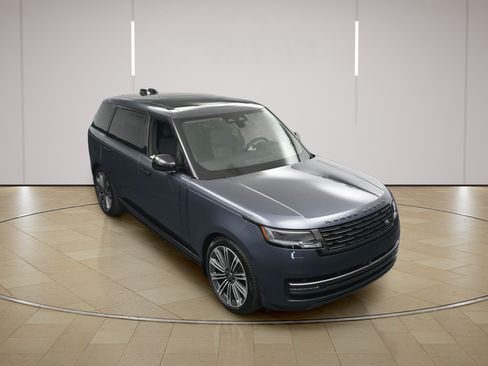 Used 2024 Land Rover Range Rover Long Wheelbase SE AWD/4WD image 38