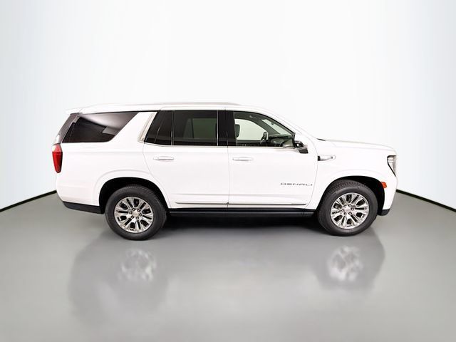Used 2022 GMC Yukon Denali AWD/4WD image 8