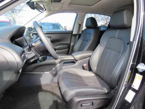 Certified 2023 Honda HR-V EX-L image 12