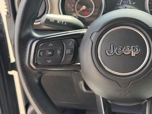 Used 2018 Jeep Wrangler Unlimited Sport AWD/4WD image 18