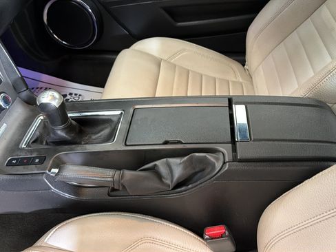 Used 2012 Ford Mustang GT Premium w/ Security Pkg RWD image 26