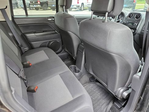 Used 2012 Jeep Compass Sport AWD/4WD image 25