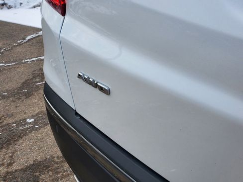 Used 2019 Cadillac XT5 Luxury w/ LPO, Black Ice Package image 14