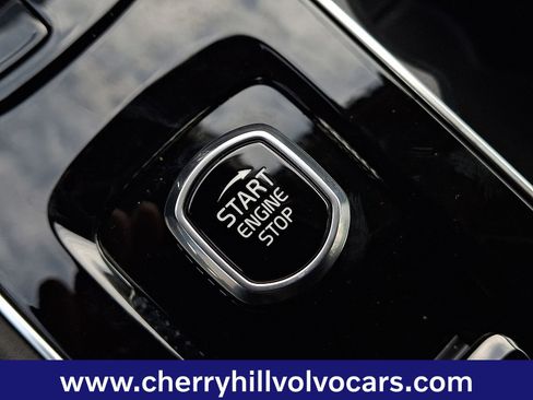 New 2026 Volvo XC90 B6 Plus w/ Protection Package Premier image 14