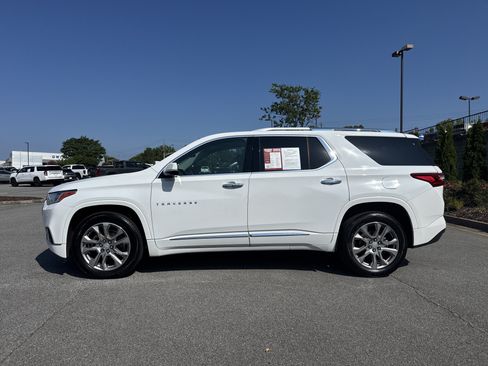 Used 2018 Chevrolet Traverse Premier AWD/4WD image 7