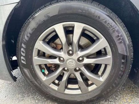Used 2015 Nissan Altima 2.5 S w/ Sport Value Package FWD image 11