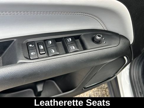 Used 2025 Jeep Compass Limited AWD/4WD image 34