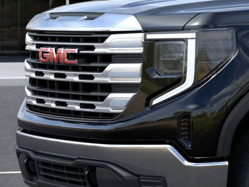 New 2026 GMC Sierra 1500 SLE image 13
