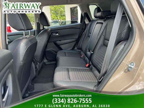 Used 2025 Nissan Rogue SV w/ Rock Creek Premium Package AWD/4WD image 10