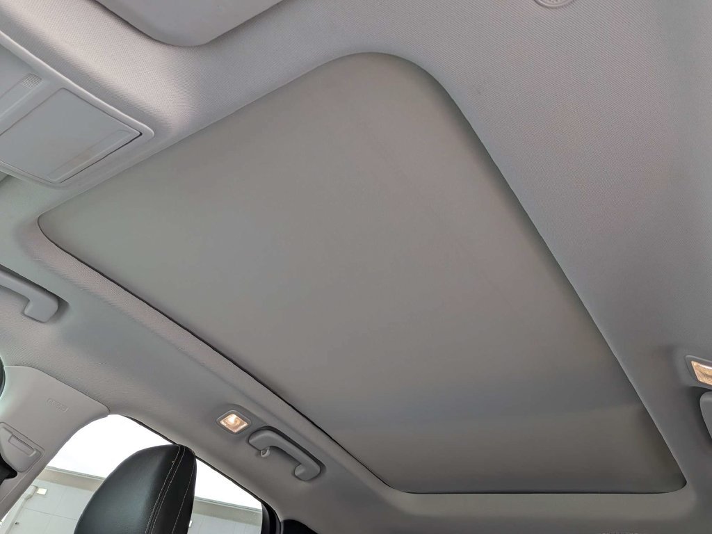 Used 2022 Ford Escape SEL FWD image 23