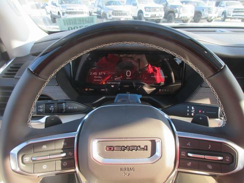 New 2026 GMC Acadia Denali w/ Super Cruise Package image 18