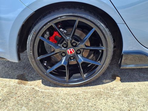 Used 2025 Honda Civic Type R image 29