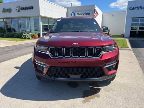 New 2025 Jeep Grand Cherokee Limited AWD/4WD image 2