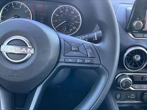 Used 2024 Nissan Sentra S image 12