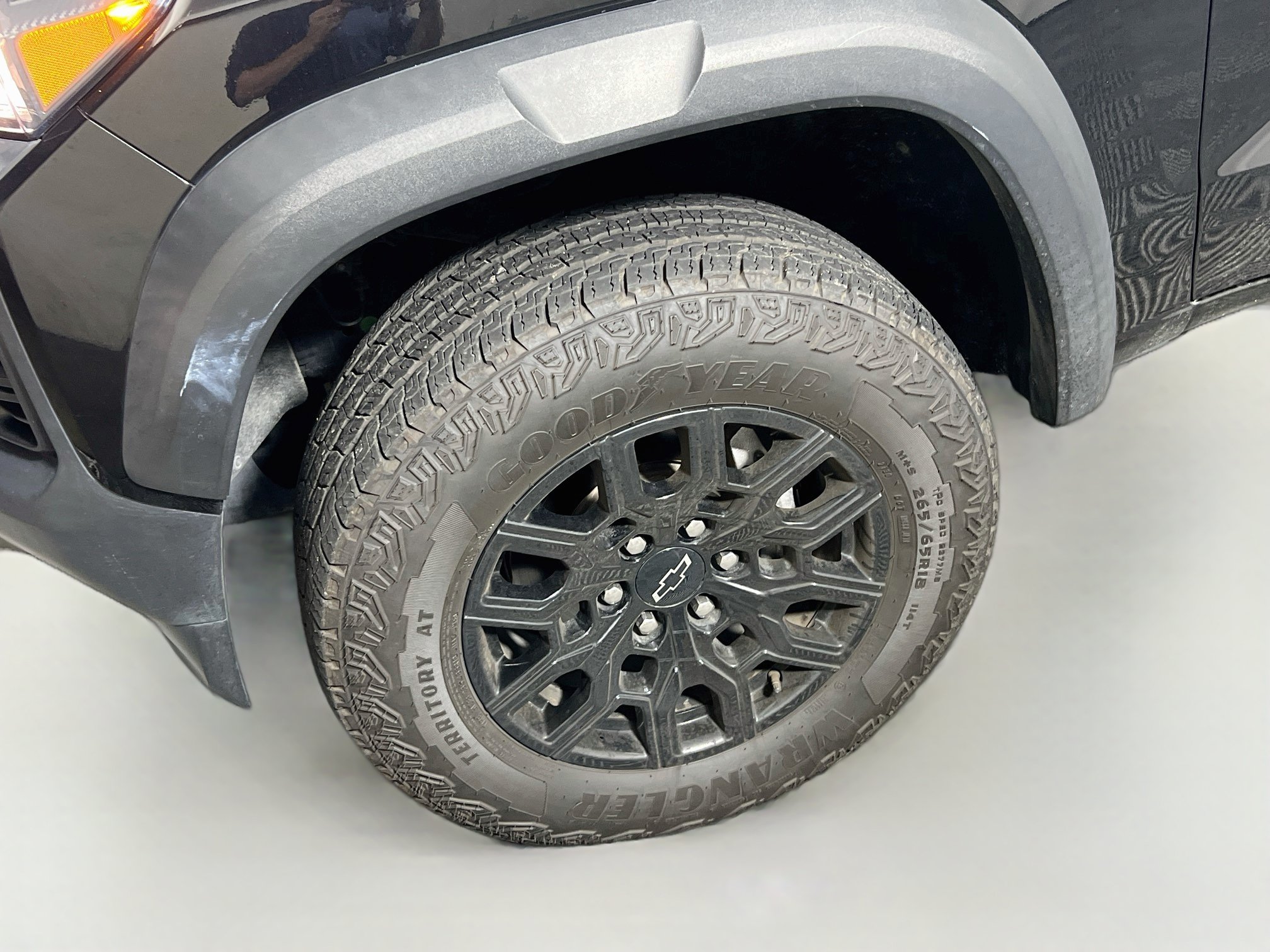 Used 2023 Chevrolet Colorado Trail Boss w/ Advanced Trailering Package AWD/4WD image 13