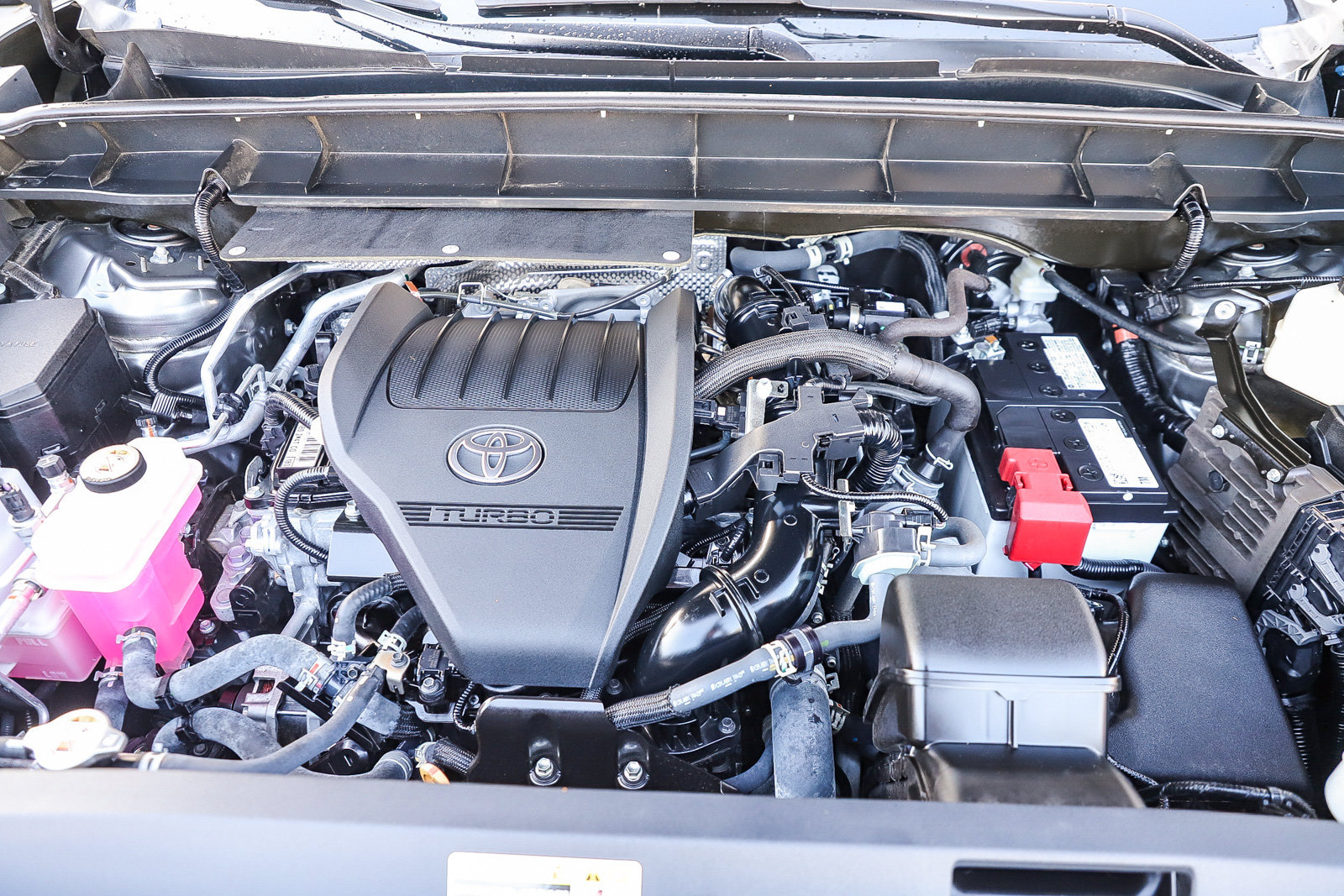 Used 2023 Toyota Highlander XLE FWD image 28