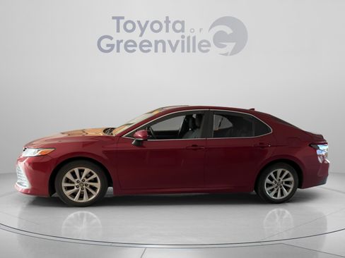 Used 2021 Toyota Camry LE FWD image 2