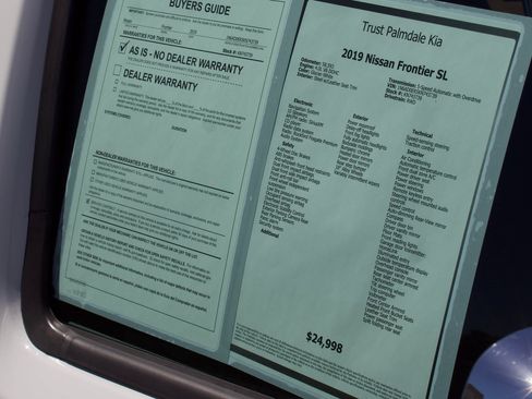 Used 2019 Nissan Frontier SL RWD image 26