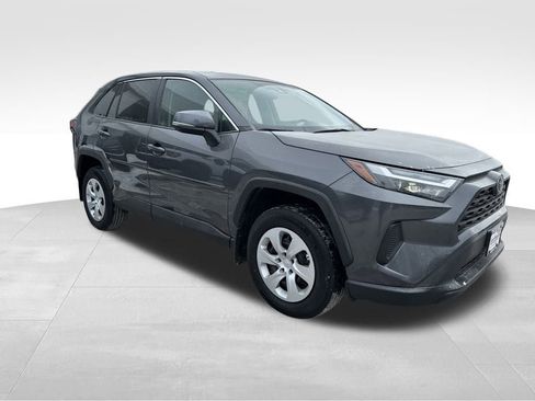 Used 2025 Toyota RAV4 LE image 7