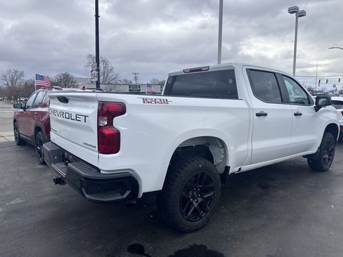 Used 2023 Chevrolet Silverado 1500 Custom Trail Boss w/ LPO, Dark Essentials Package image 10