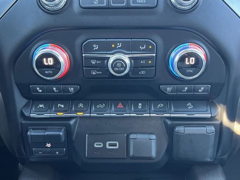 Used 2020 GMC Sierra 1500 SLT w/ SLT Premium Plus Package image 7