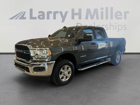 Used 2024 RAM 2500 Big Horn AWD/4WD image 1
