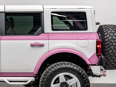 Used 2025 Ford Bronco Outer Banks image 17