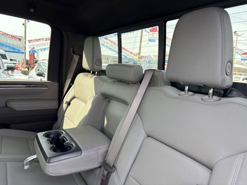 Used 2025 Chevrolet Silverado 2500 LTZ w/ LTZ Premium Package image 21