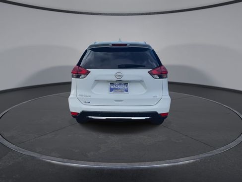 Used 2020 Nissan Rogue SV image 7