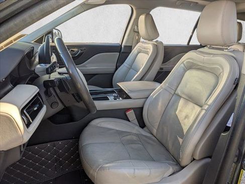 Used 2021 Lincoln Aviator Reserve w/ Equipment Group 201A image 17