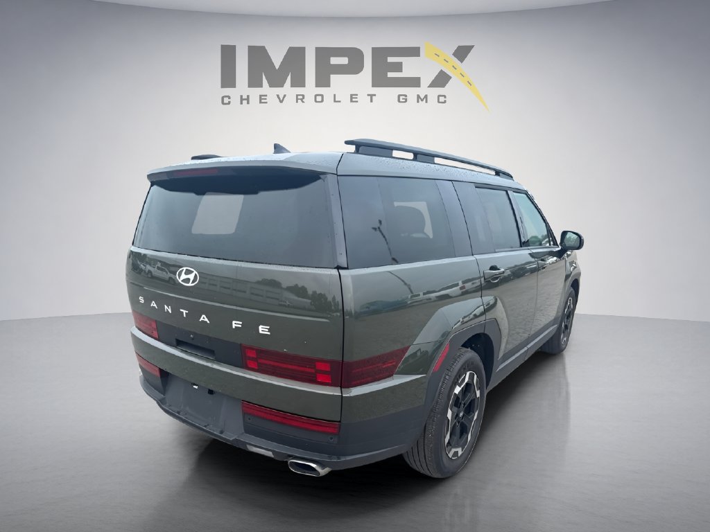 Used 2026 Hyundai Santa Fe SEL FWD image 5
