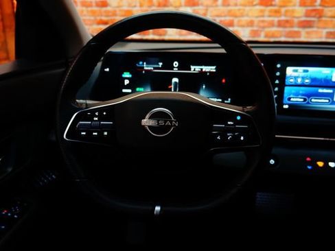 Certified 2023 Nissan Ariya FWD image 11