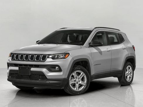 Used 2025 Jeep Compass Limited image 28