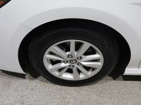Used 2025 Toyota Camry LE FWD image 9