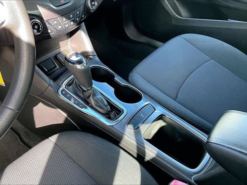 Used 2018 Chevrolet Cruze LT w/ LT Fleet Convenience Package FWD image 14