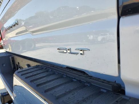 New 2026 GMC Sierra 1500 SLT w/ SLT Premium Plus Package image 9