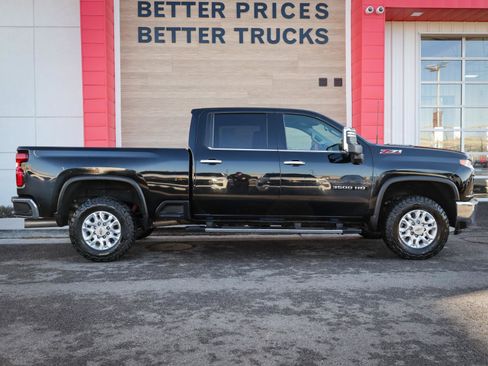 Used 2021 Chevrolet Silverado 3500 LTZ w/ LTZ Convenience Package image 2