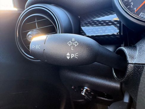 Used 2017 MINI Cooper S image 28