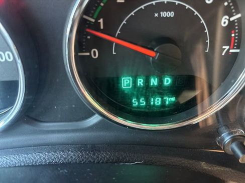 Used 2018 Jeep Wrangler Unlimited Sahara w/ Connectivity Group AWD/4WD image 14