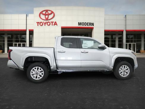 New 2025 Toyota Tacoma SR5 image 26