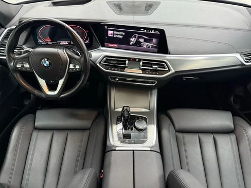 Used 2019 BMW X5 xDrive40i w/ Premium Package 2 AWD/4WD image 2