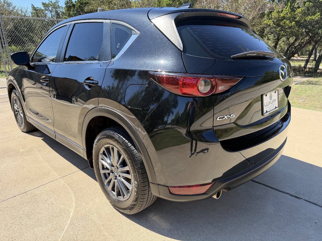 Used 2019 MAZDA CX-5 Sport w/ I-ACTIVSENSE Package FWD image 11