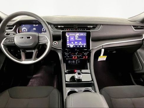 New 2026 Jeep Grand Cherokee Laredo X AWD/4WD image 6