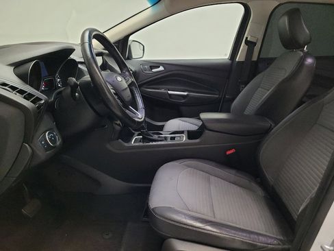 Used 2019 Ford Escape SE FWD image 17
