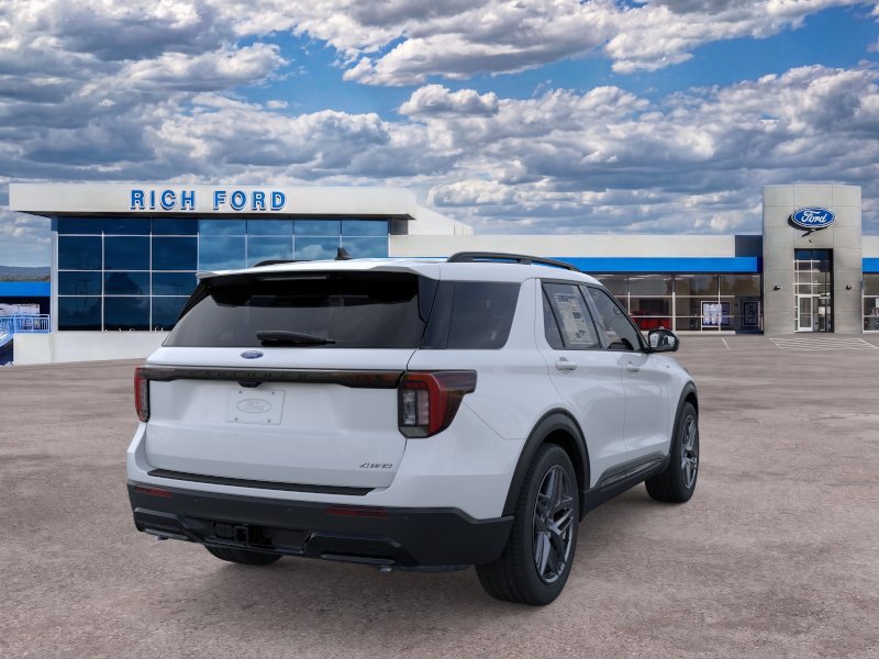 New 2026 Ford Explorer ST-Line w/ ST-Line Street Pack AWD/4WD image 8